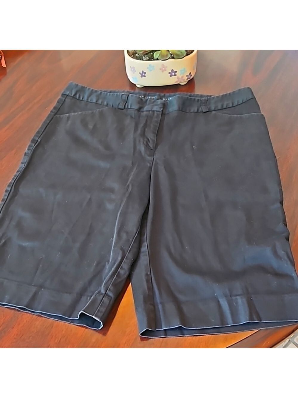 Attention Bermuda Shorts Dark Navy 10 Mid Rise